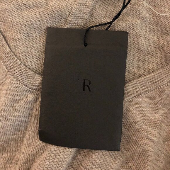 The Row Caistor Light Brown Wool Scoop Neck Oversize Sweater NWT Size L - Picture 7 of 10